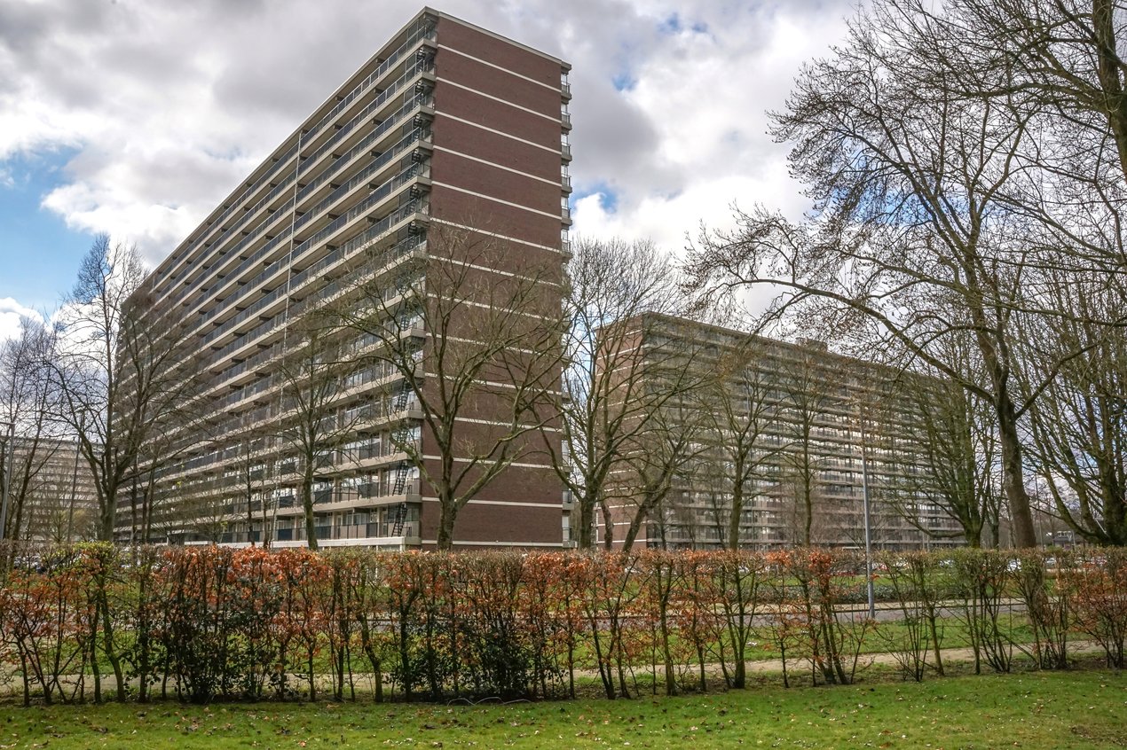 1B. Flats Einsteinplaats en Debijeweg